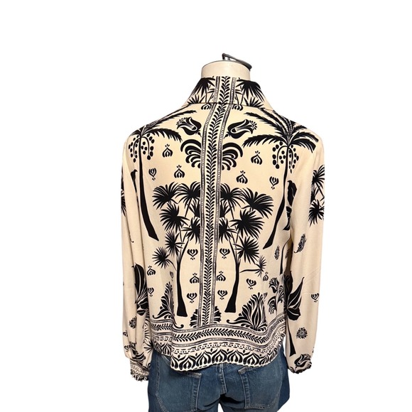 Cabi Marrakech Black Cream Palm Tree Floral Print Button Up Blouse Small - Picture 2 of 4